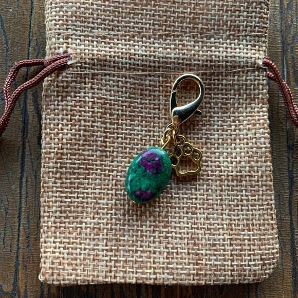 2/20$ Ruby Zoisite Pet Charm Crystal Pet Collar Dog Crystal Collar Charm - Picture 1 of 4
